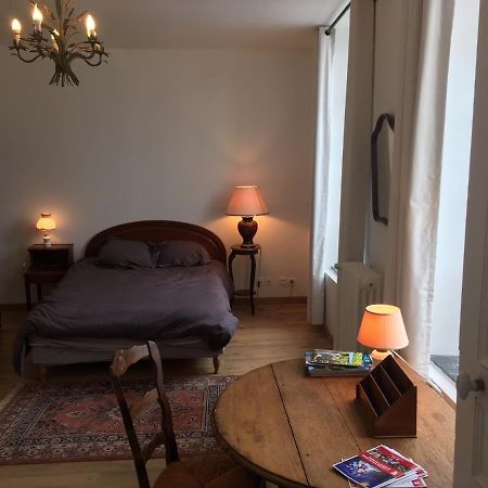 Chambre D'Hote Du Quai Rimbaud Charleville-Mézières Exteriör bild